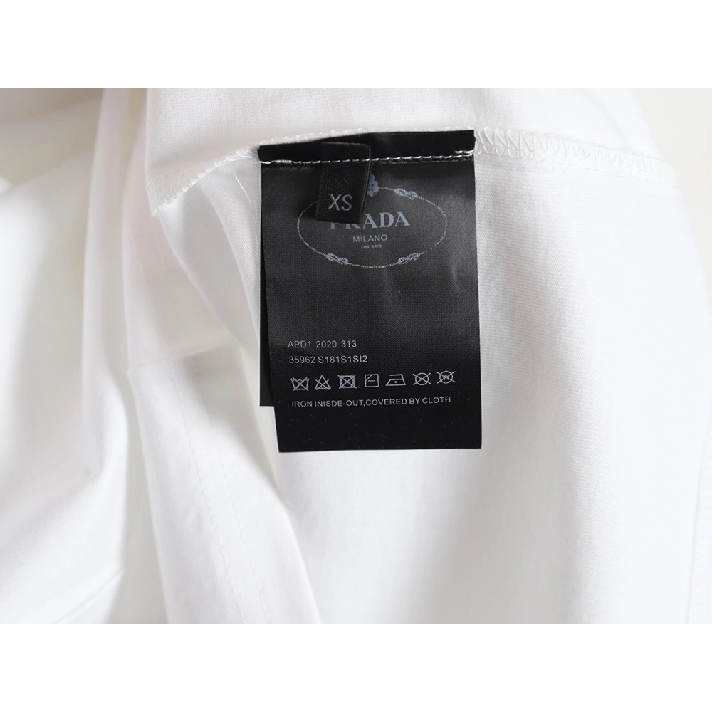 Prada 3D logo embroidered short-sleeved T-shirt,All order with free shipping Prada