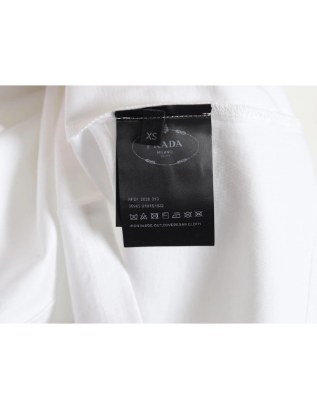 Prada 3D logo embroidered short-sleeved T-shirt,All order with free shipping Prada