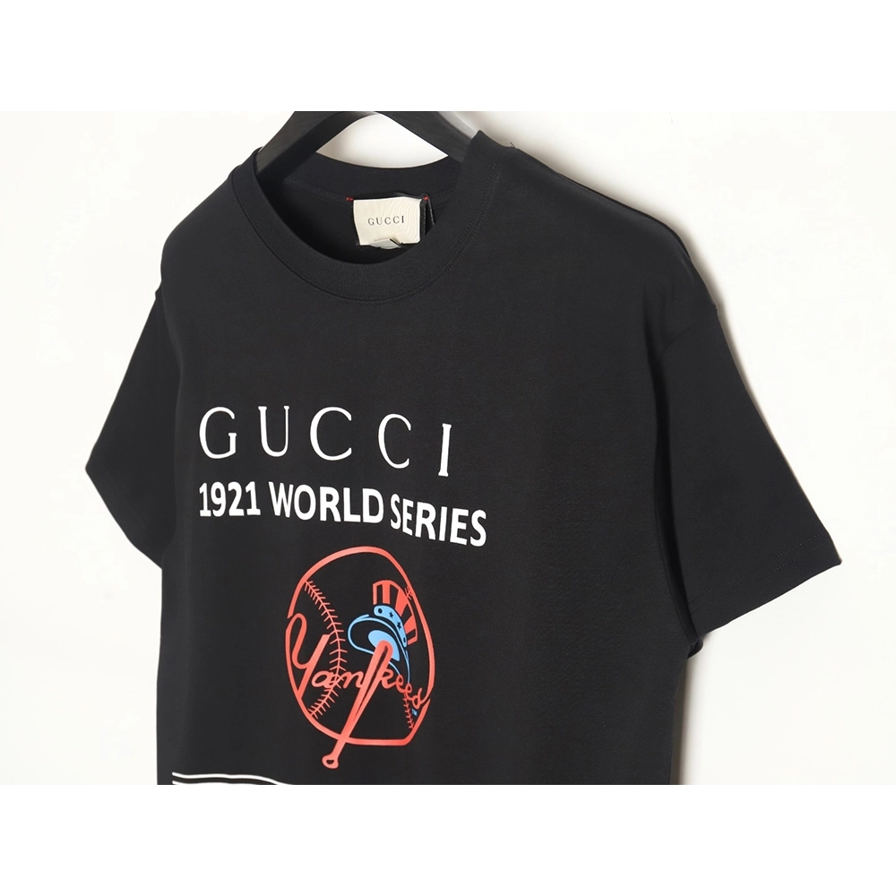Reps Gucci 1921 Commemorative Edition Letter Print Short Sleeve T-Shirt TSK1,All order with free shipping Reps Gucci