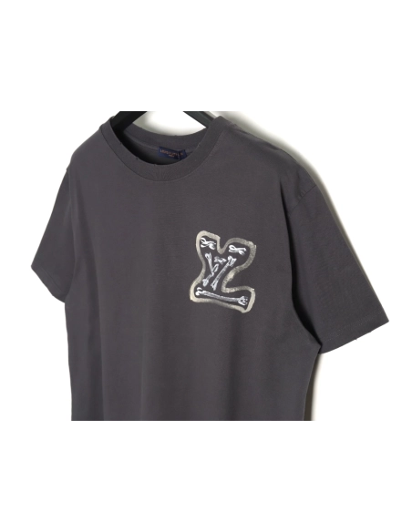 Reps Louis Vuitton washed damaged hand-painted round neck T-shirt,All order with free shipping Reps Louis Vuitton