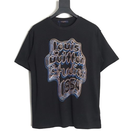 Reps Louis Vuitton geometric neon print short-sleeved T-shirt,All order with free shipping Reps Louis Vuitton