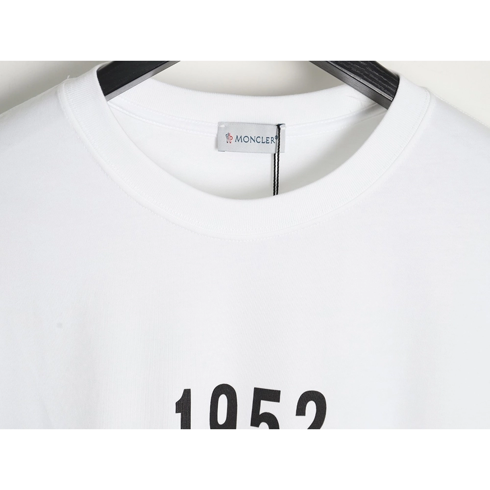 Moncler printed short-sleeved T-shirt,All order with free shipping Moncler