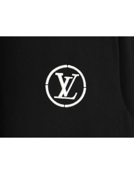 Reps Louis Vuitton Embroidered Beaded Short Sleeve T-Shirt TSK1,All order with free shipping Reps Louis Vuitton