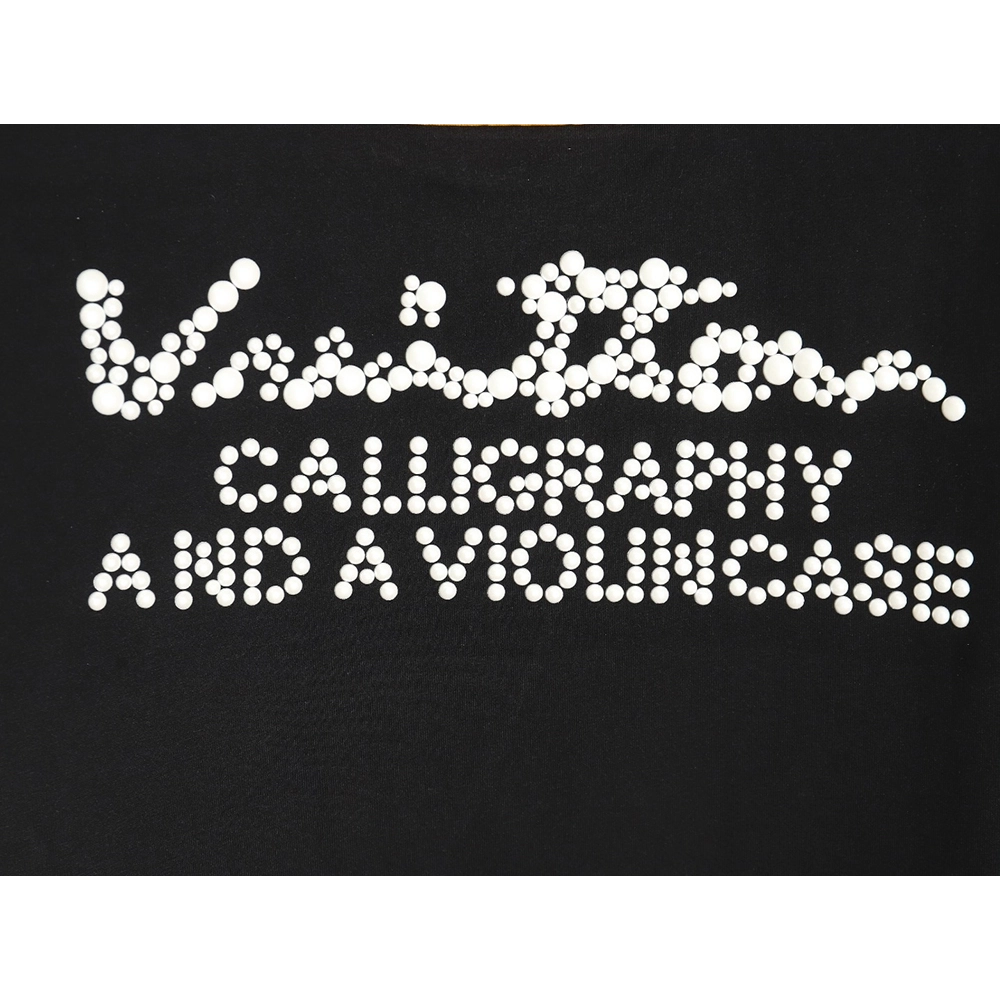 Reps Louis Vuitton Embroidered Beaded Short Sleeve T-Shirt TSK1,All order with free shipping Reps Louis Vuitton