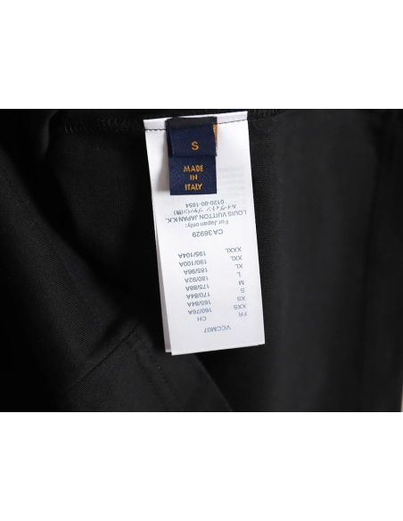 Reps Louis Vuitton Embroidered Beaded Short Sleeve T-Shirt TSK1,All order with free shipping Reps Louis Vuitton