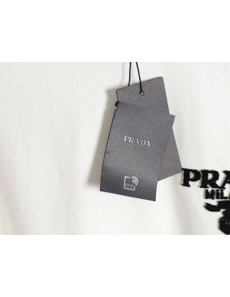 Prada three-dimensional toothbrush embroidery T-shirt,All order with free shipping Prada