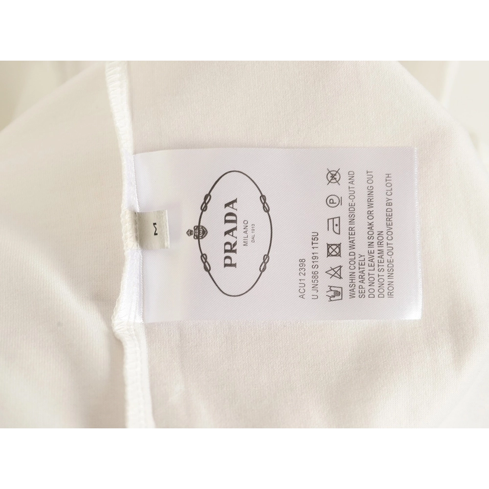 Prada inverted triangle chest short-sleeved T-shirt,All order with free shipping Prada