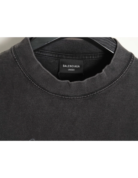 Balenciaga washed-out Paris Tower lettering short-sleeved T-shirt,All order with free shipping Balenciaga