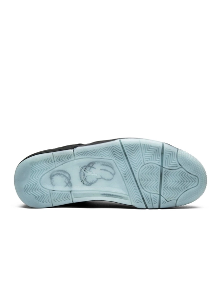 KAWS X AIR JORDAN 4 RETRO BLACK 930155 001,AIR JORDAN 4,Air Jordan