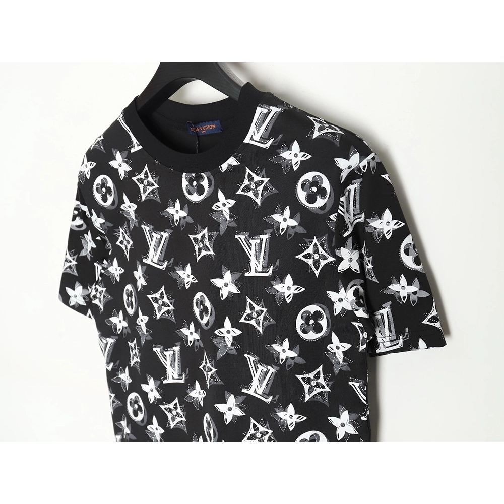 Reps Louis Vuitton all over print shadow short sleeve T-shirt,All order with free shipping Reps Louis Vuitton