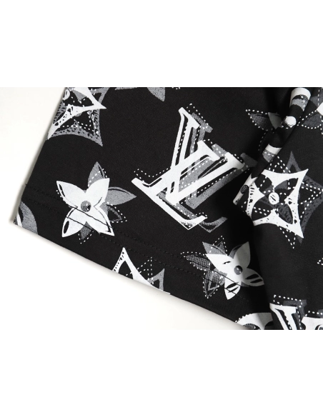 Reps Louis Vuitton all over print shadow short sleeve T-shirt,All order with free shipping Reps Louis Vuitton