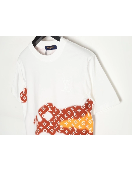 Reps Louis Vuitton monogram gradient embroidered short-sleeved T-shirt,All order with free shipping Reps Louis Vuitton