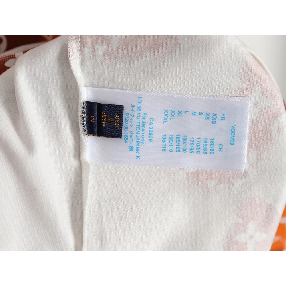 Reps Louis Vuitton monogram gradient embroidered short-sleeved T-shirt,All order with free shipping Reps Louis Vuitton