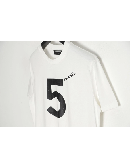 Chanel Minimalist Letter LOGO Print Graphic Short Sleeve T-Shirt,All order with free shipping Chanel