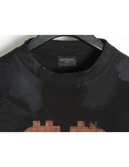 Balenciaga Double B washed hand-painted distressed Bitcoin long-sleeved T-shirt,All order with free shipping Balenciaga