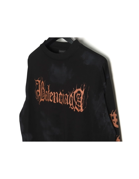 Balenciaga mud-dyed distressed metal Sanskrit long-sleeved T-shirt,All order with free shipping Balenciaga