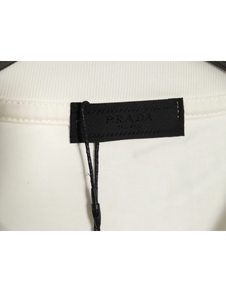 Prada pocket triangle metal logo long sleeve T-shirt,All order with free shipping Prada