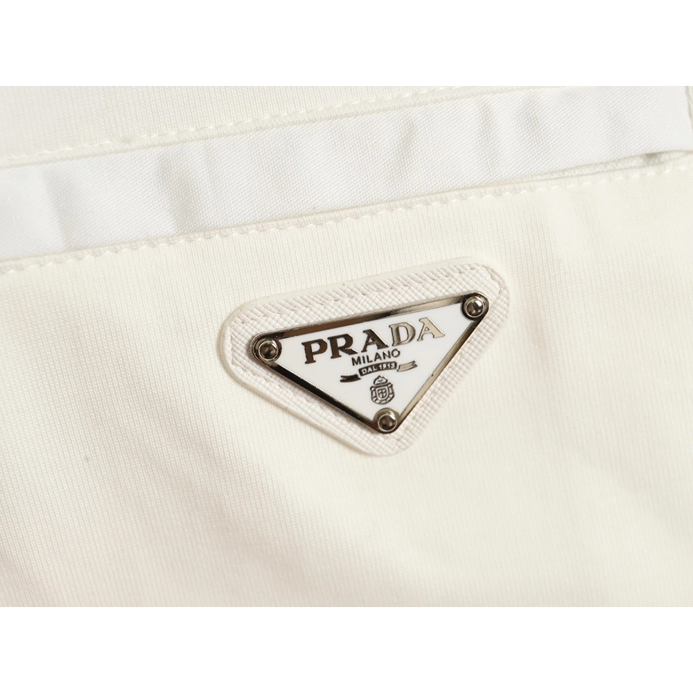 Prada pocket triangle metal logo long sleeve T-shirt,All order with free shipping Prada