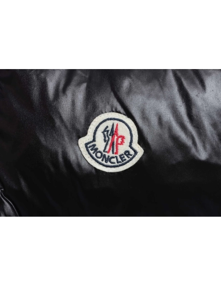 Moncler classic logo hooded vest,Moncler Hoodie,Hoodie,APPAREL