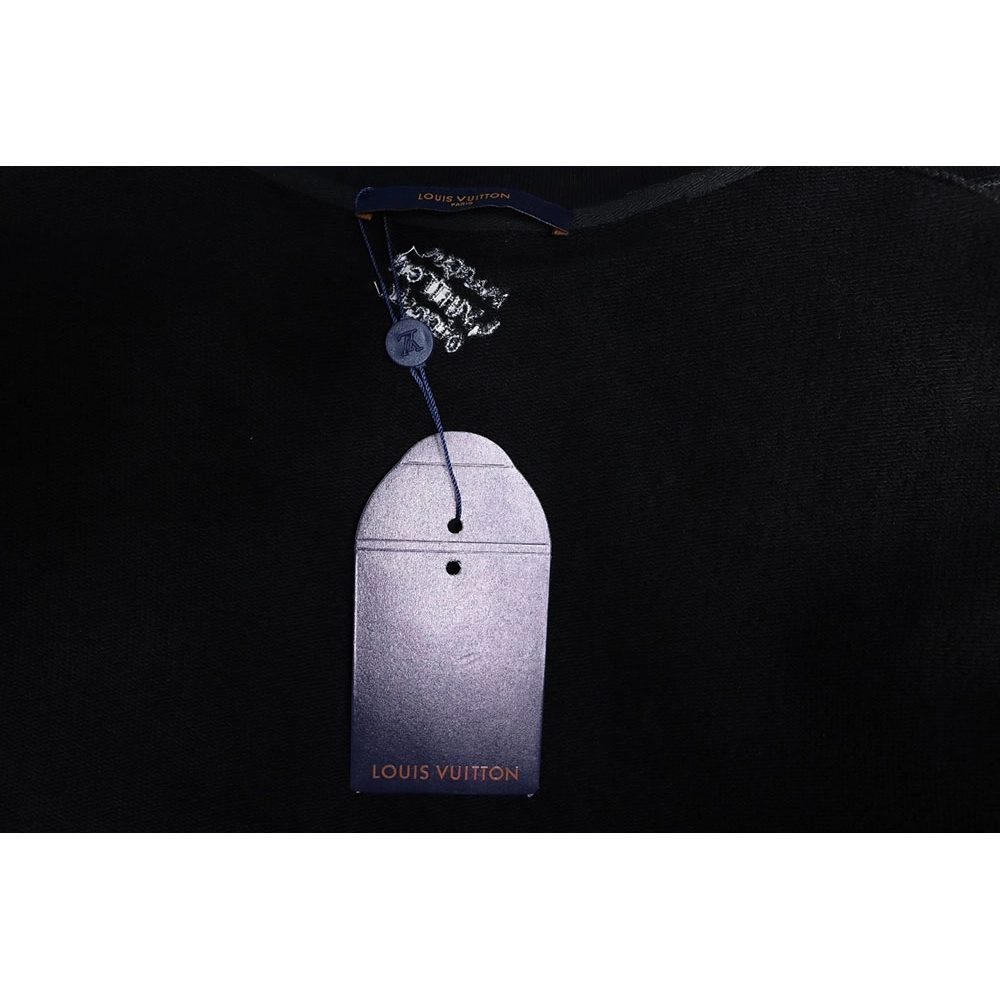 Louis Vuitton longsleeved sweatshirt with metal studs,Louis Vuitton Sweatshirt,Sweatshirt,APPAREL