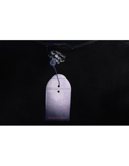Louis Vuitton longsleeved sweatshirt with metal studs,Louis Vuitton Sweatshirt,Sweatshirt,APPAREL