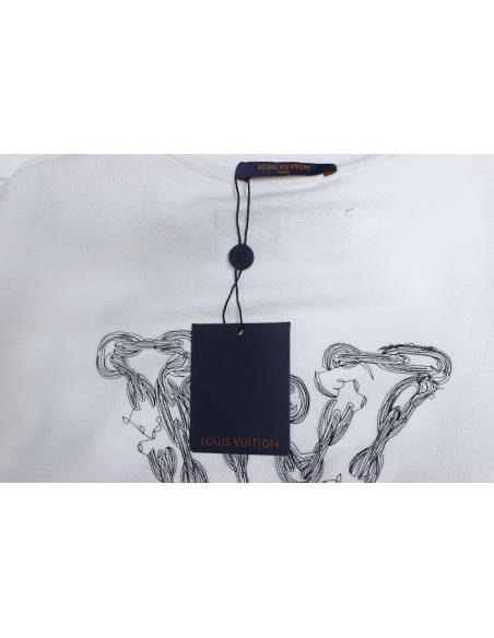 Louis Vuitton embroidered logo crew neck sweatshirt,Louis Vuitton Sweatshirt,Sweatshirt,APPAREL