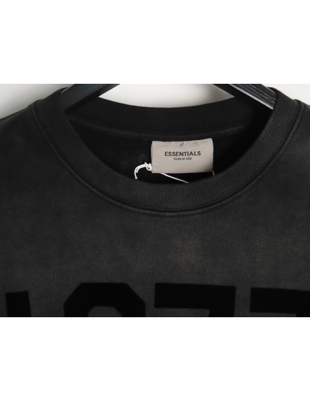 Fear of God gradient washed flocked 1977 crewneck sweatshirt,Fear of God Sweatshirt,Sweatshirt,APPAREL