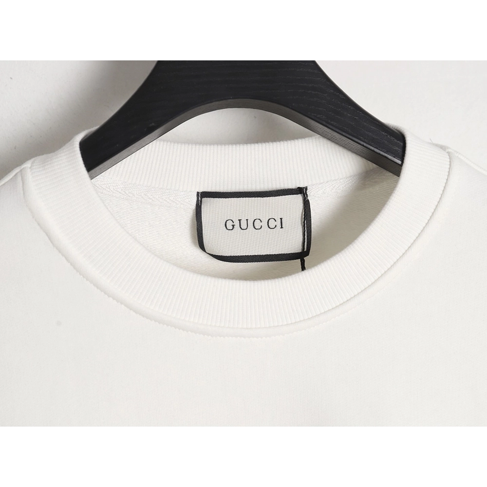 Gucci logo embroidered crew neck sweatshirt,Gucci Sweatshirt,Sweatshirt,APPAREL