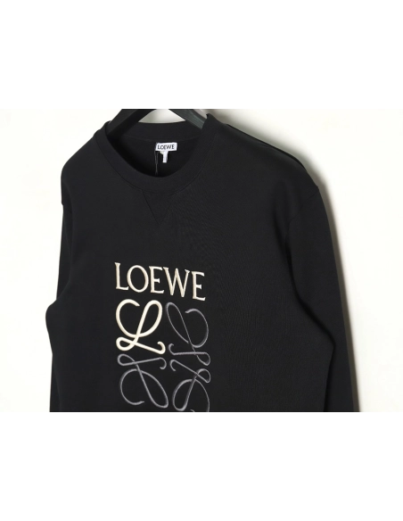 Loewe Anagram embroidered longsleeved crewneck sweatshirt,Loewe Sweatshirt,Sweatshirt,APPAREL