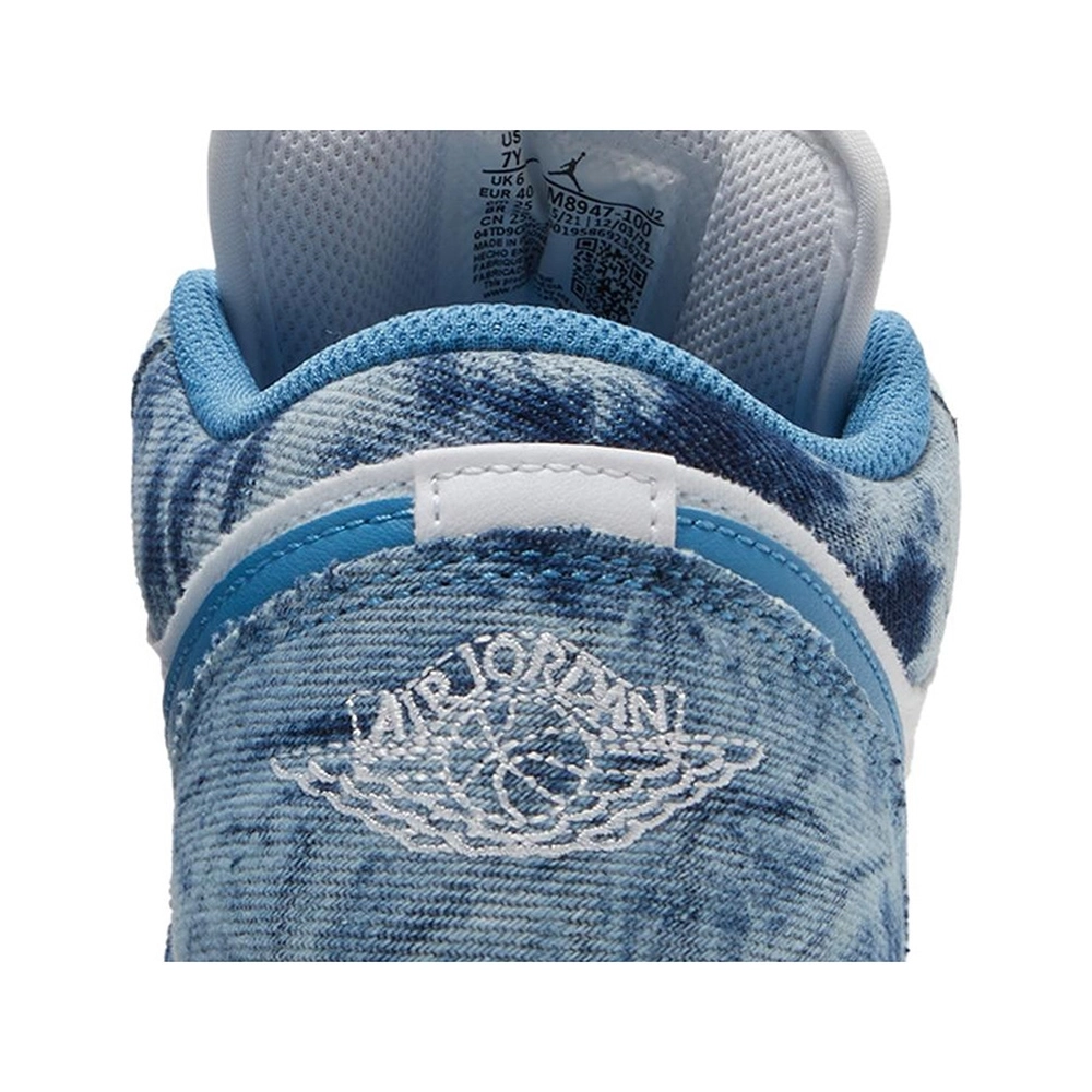 AIR JORDAN 1 LOW GS WASHED DENIM DM8947 100,AIR JORDAN 1 LOW,Air Jordan