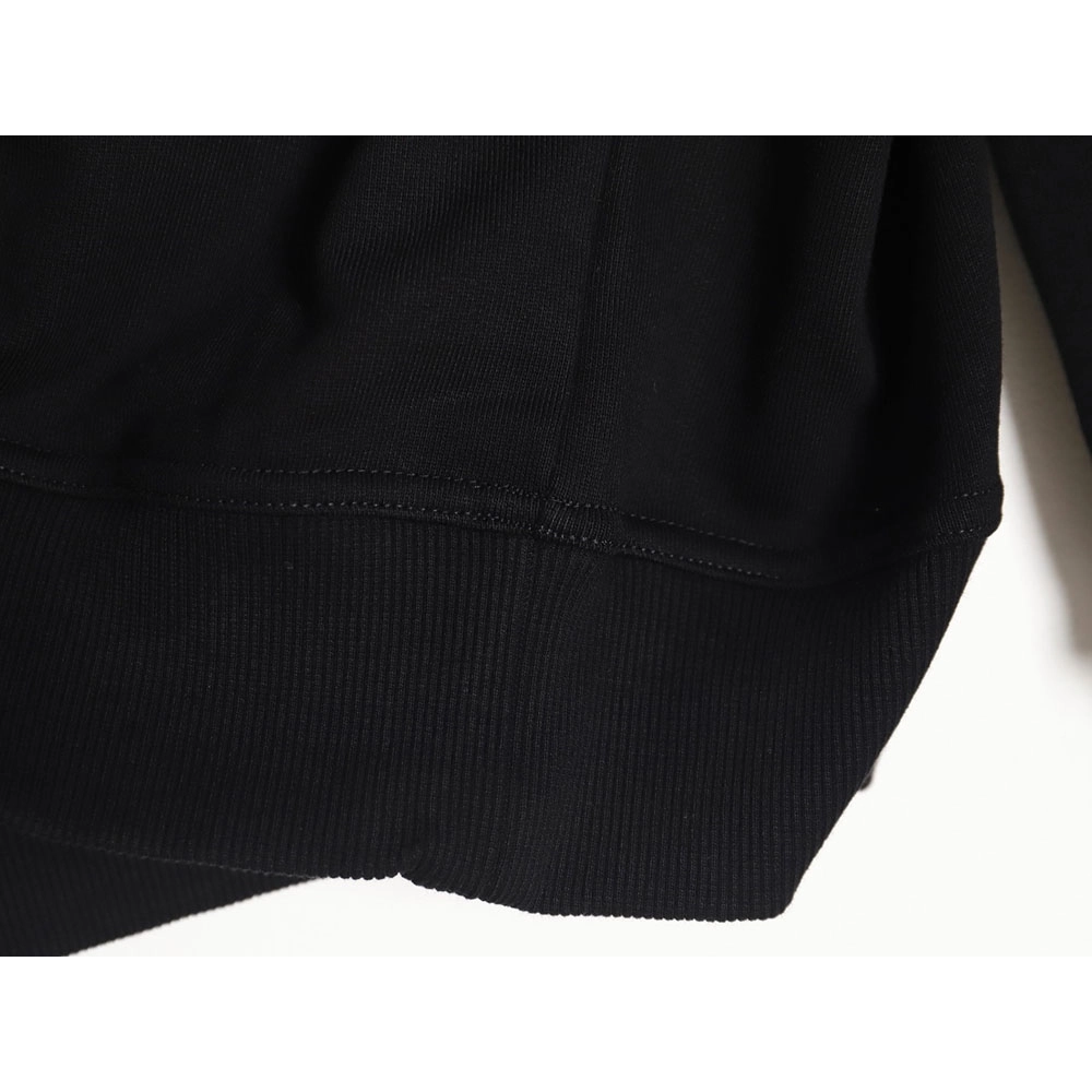 Burberry 22Fw patch label crew neck sweatshirt,Burberry Sweatshirt,Sweatshirt,APPAREL