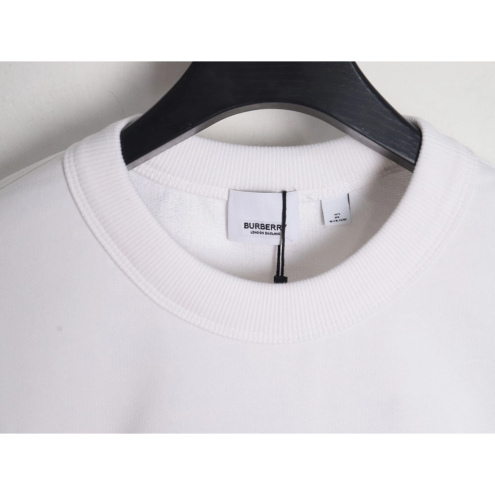 Burberry 22Fw patch label crew neck sweatshirt,Burberry Sweatshirt,Sweatshirt,APPAREL