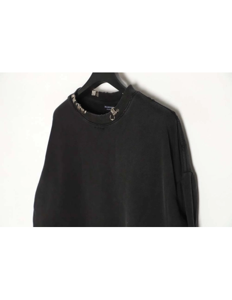 Balenciaga Balenciaga 23FW pierced buckle washed round neck sweatshirt,Balenciaga Sweatshirt,Sweatshirt,APPAREL
