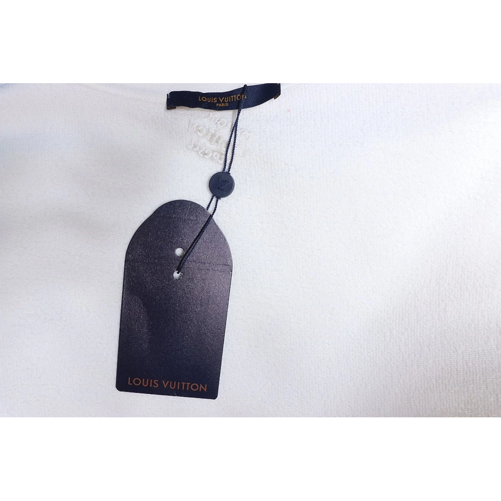 Louis Vuitton longsleeved sweatshirt with metal studs TSK1,Cheap Replica Reps Louis Vuitton