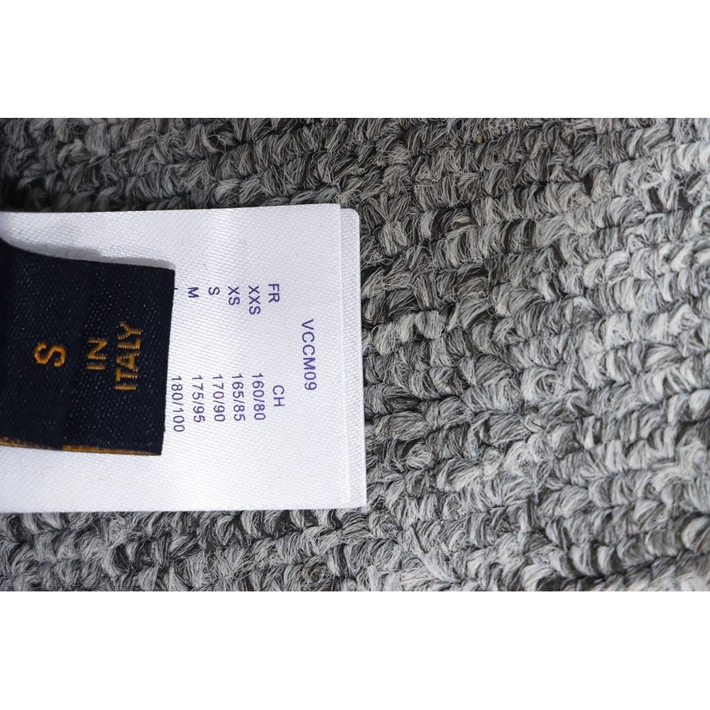 Louis Vuitton longsleeved sweatshirt with metal studs,Cheap Replica Reps Louis Vuitton