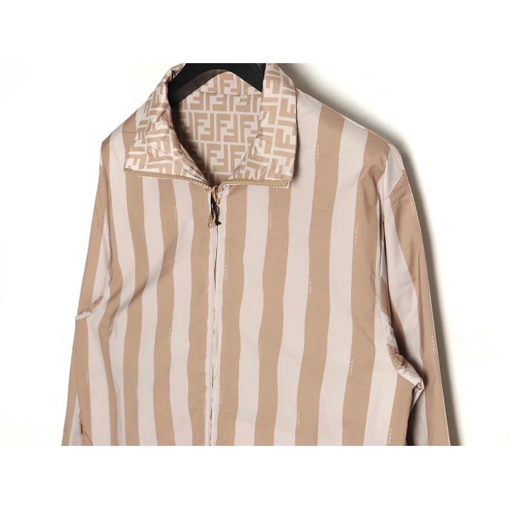 Fendi allover print reversible standup collar jacket SXL,Cheap Replica Reps Fendi