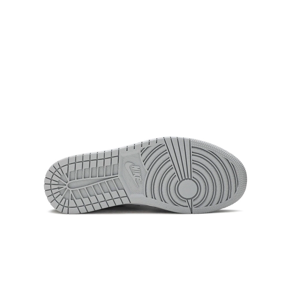 AIR JORDAN 1 LOW SMOKE GREY 553558 039,AIR JORDAN 1 LOW,Air Jordan