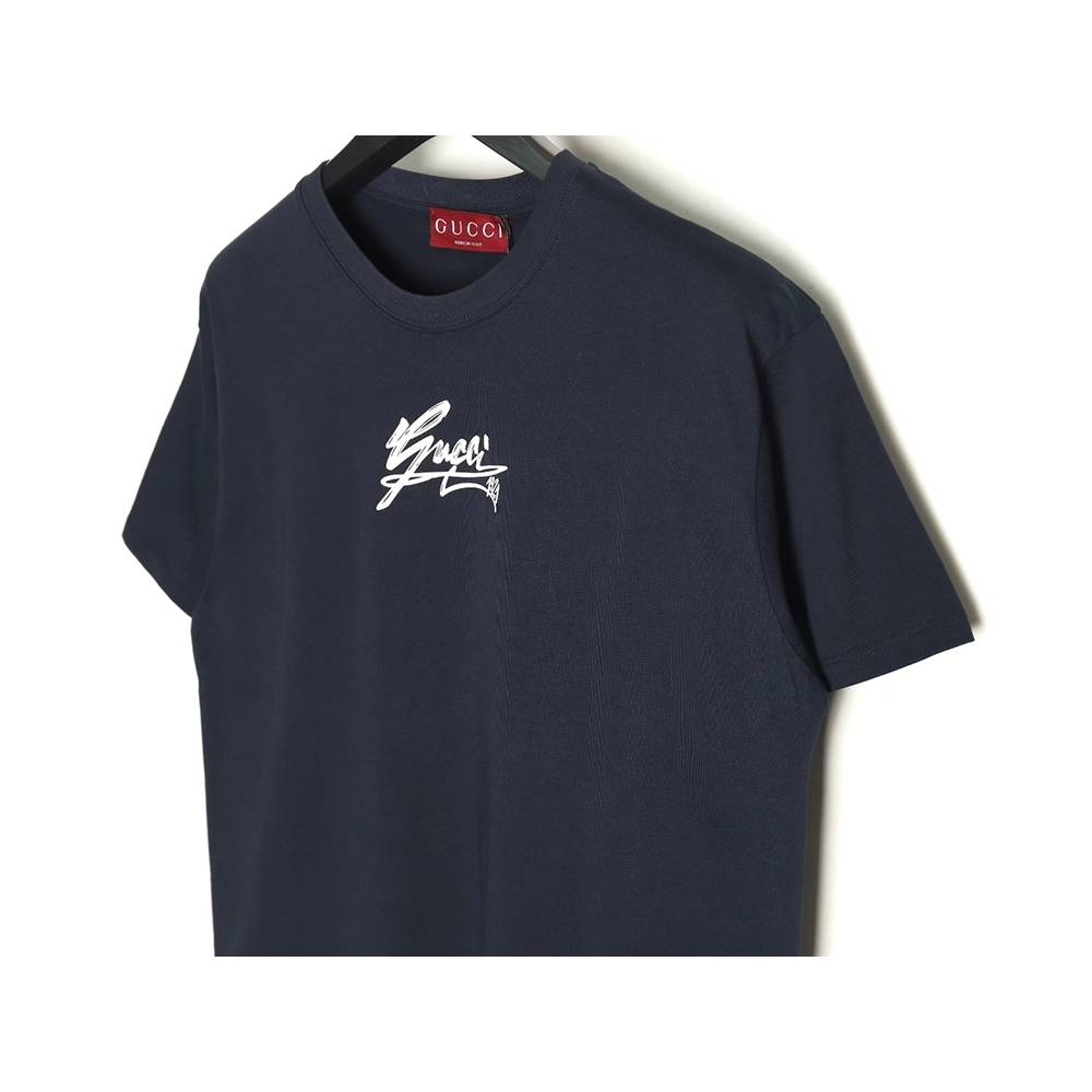 Gucci short sleeves with cursive lettering print,Cheap Replica Reps Gucci