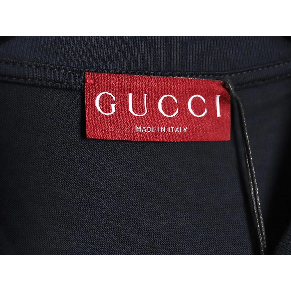 Gucci short sleeves with cursive lettering print,Cheap Replica Reps Gucci