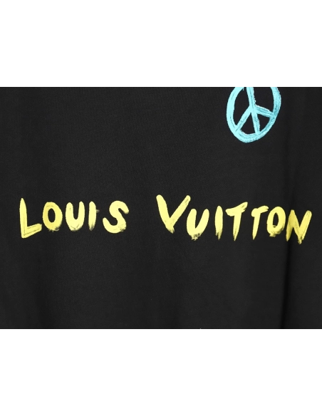 Louis Vuitton Gradient Necklace Pendant Print Sweatshirt TSK1,Cheap Replica Reps Louis Vuitton