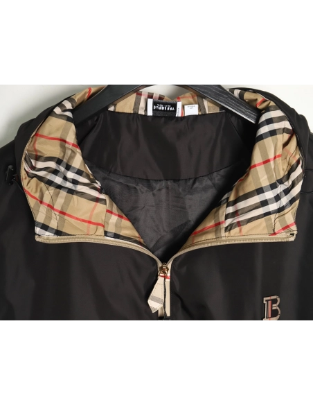 Burberry BT Logo Trench Coat,Cheap Replica Reps Burberry