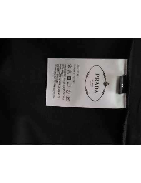 Prada metal triangle logo embossed long sleeves TSK1,Cheap Replica Reps Prada