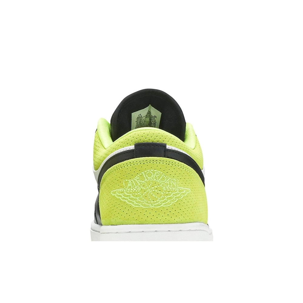 AIR JORDAN 1 LOW CYBER CK3022 003,AIR JORDAN 1 LOW,Air Jordan