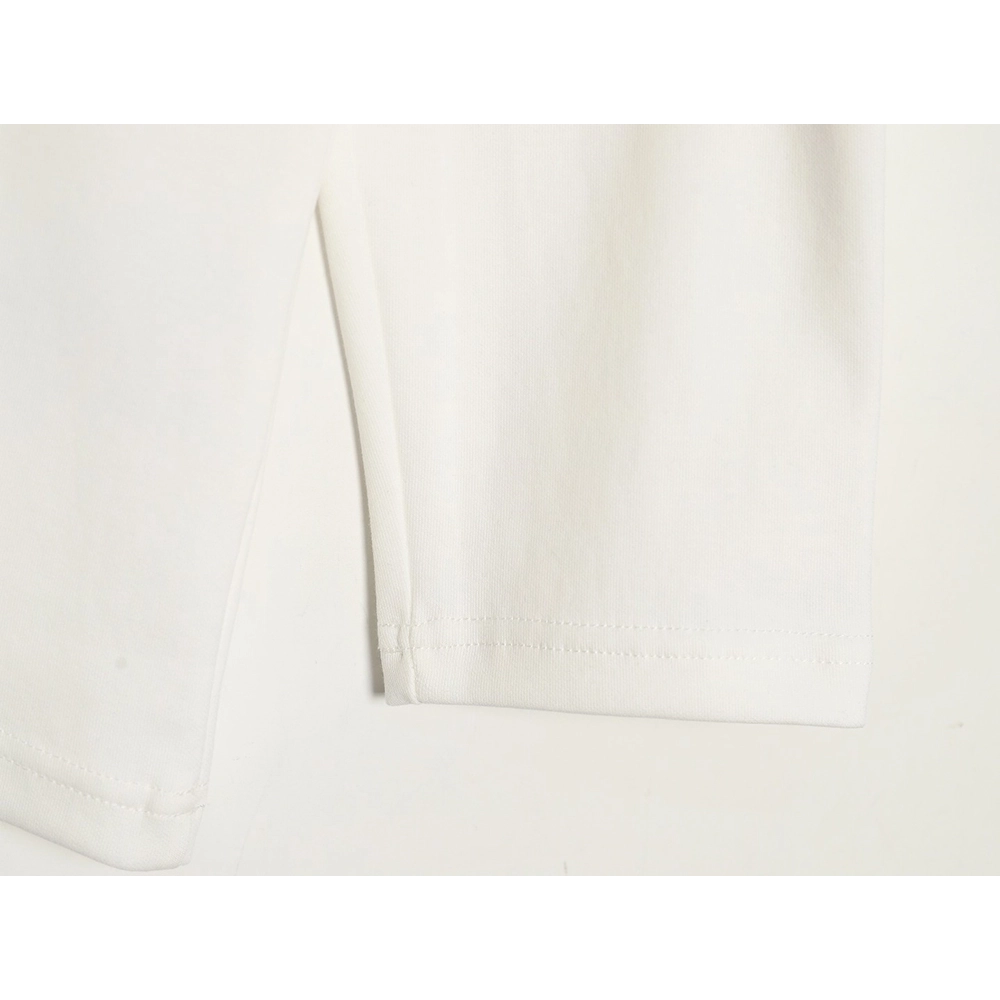 Prada metal triangle logo embossed long sleeves,Cheap Replica Reps Prada