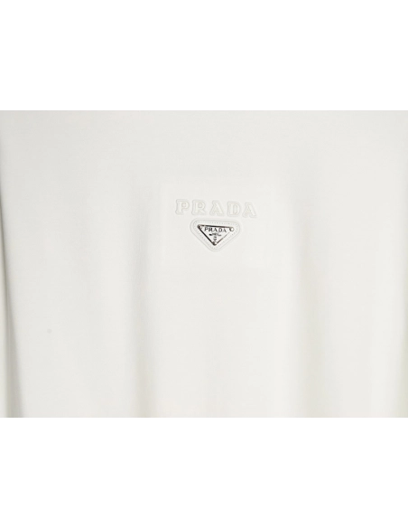 Prada metal triangle logo embossed long sleeves,Cheap Replica Reps Prada