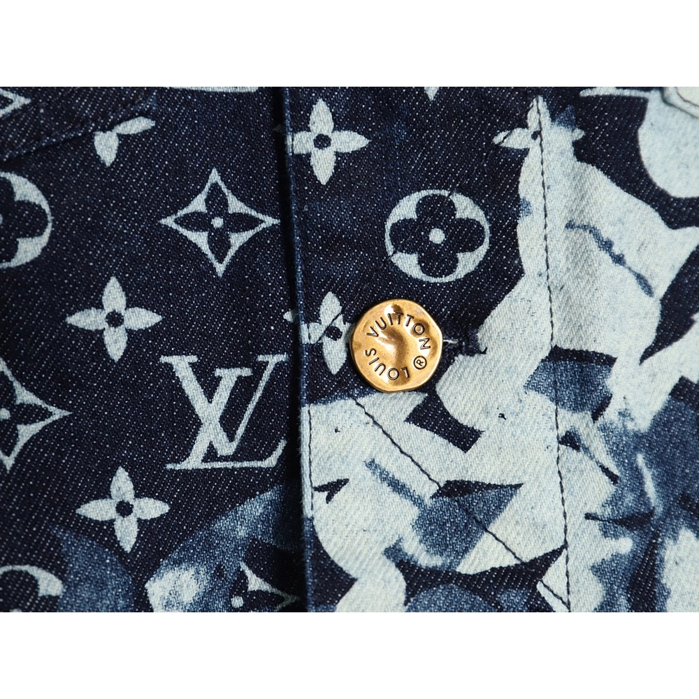 Louis Vuitton classic monogram peak collar blue denim jacket,Cheap Replica Reps Louis Vuitton