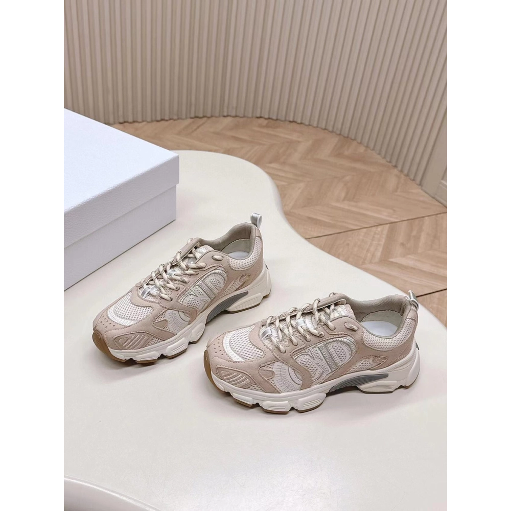 Dior Chrono Sneaker,DIOR Sneakers,Other Brand Sneakers