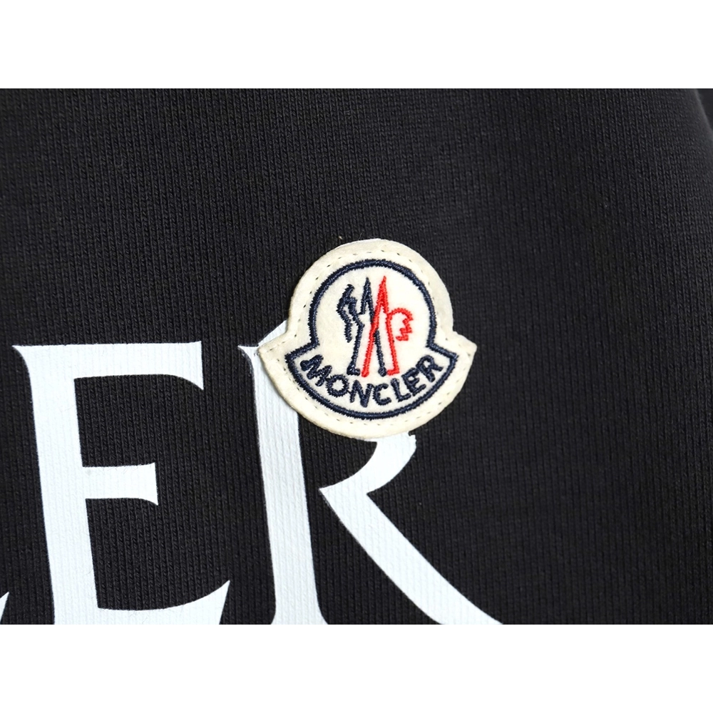 Moncler Lettering Crew Neck Sweatshirt,Moncler Sweatshirt,Sweatshirt,APPAREL