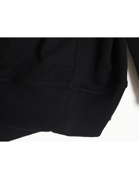 Burberry patch logo crewneck sweatshirt,Burberry Sweatshirt,Low Price High quality,legit seller