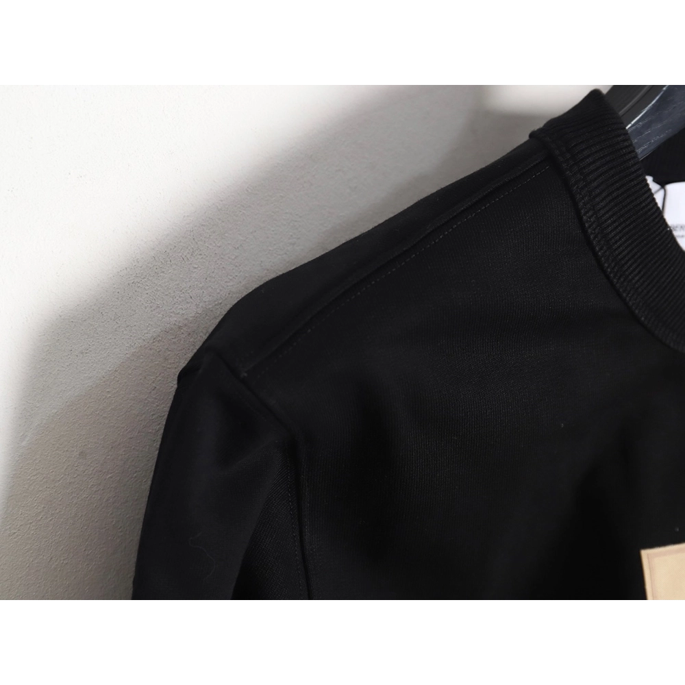 Burberry patch logo crewneck sweatshirt,Burberry Sweatshirt,Low Price High quality,legit seller